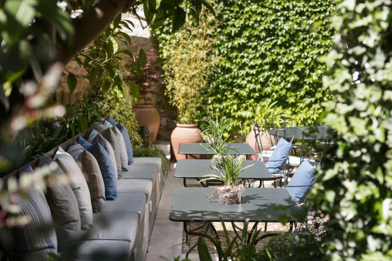 זאדאר Almayer Art & Heritage Adults Only Hotel And Dependance Rooms מראה חיצוני תמונה