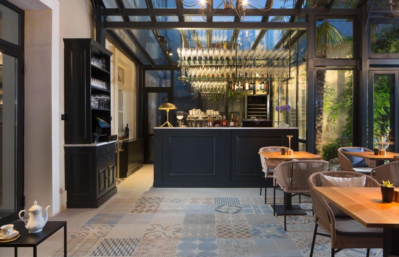זאדאר Almayer Art & Heritage Adults Only Hotel And Dependance Rooms מראה חיצוני תמונה